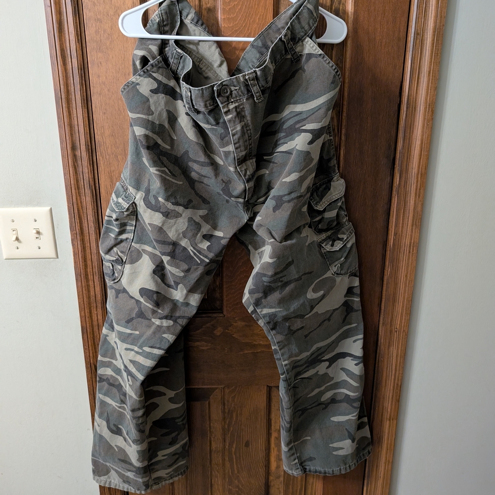 Wrangler Camouflage Cargo Pants
